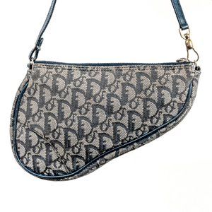CHRISTIAN DIOR Vintage Diorissimo Saddle Pochette
